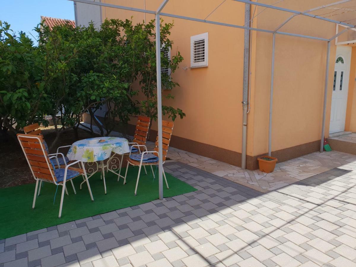 Apartments Alma Оребич Экстерьер фото