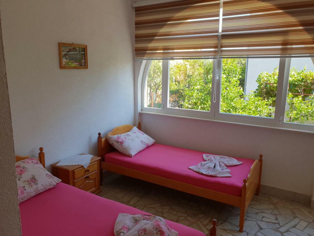 Apartments Alma Оребич Экстерьер фото